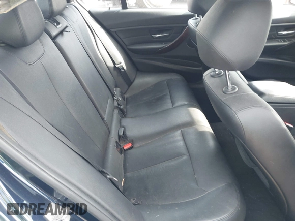 2013 BMW 3 Series 328i with VIN WBA3A5C55DF603542, listed as a IAAI auction lot 41501299 with 176,124 mi miles. Bid and sale history available at carsss.com. Image 8.