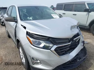 2021 Chevrolet Equinox LS z VIN 3GNAXHEV4MS134129, wystawiony jako IAAI lot #42031353 z przebiegiem 137 684 mil mil oraz . Historia ofert i sprzedaży dostępna na DreamBid. Obrazek 19.