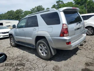 2004 Toyota 4Runner SR5 z VIN JTEBU14R340052011, wystawiony jako Copart lot #60672475 z przebiegiem 259 088 mil mil oraz Czysty tytuł • Clean title. Historia ofert i sprzedaży dostępna na DreamBid. Obrazek 2.