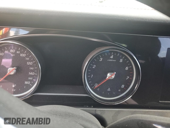 2019 Mercedes-Benz E-Class E 450 with VIN WDD1J6HB5KF074062, listed as a Copart auction lot 83824884 with 0 mi miles and Salvage Title. Bid and sale history available at carsss.com. Image 9.