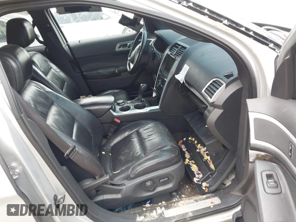 2012 Ford Explorer Limited with VIN 1FMHK8F88CGA02370, listed as a IAAI auction lot 42186502 with 212,496 mi miles and . Bid and sale history available at DreamBid. Image 5.
