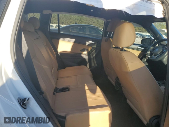 2023 Volkswagen Tiguan SE R-Line Black with VIN 3VV8B7AX5PM127059, listed as a Copart auction lot 49730495 with 33,068 mi miles and Salvage Title. Bid and sale history available at DreamBid. Image 11.