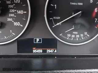 2017 BMW X1 xDrive28i with VIN WBXHT3C37H5F86637, listed as a IAAI auction lot 41300161 with 95,459 mi miles. Bid and sale history available at carsss.com. Image 7.