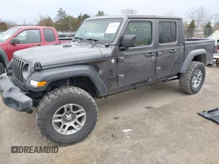 2020 Jeep Gladiator Sport S with VIN 1C6HJTAG8LL141535, listed as a IAAI auction lot 41673860 with 67,160 mi miles. Bid and sale history available at carsss.com. Image 17.