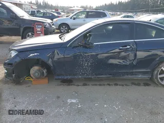 2014 Mercedes-Benz C 250 с VIN WDDGJ4HB7EG195043, выставлен на аукционе IAAI как лот 41725012 с пробегом 87 802 миль миль и . История ставок и продаж доступна на DreamBid. Изображение 6.