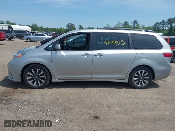 2020 Toyota Sienna XLE Auto Access Seat with VIN 5TDYZ3DC8LS029598, listed as a IAAI auction lot 42141922 with 47,347 mi miles and . Bid and sale history available at DreamBid. Image 14.