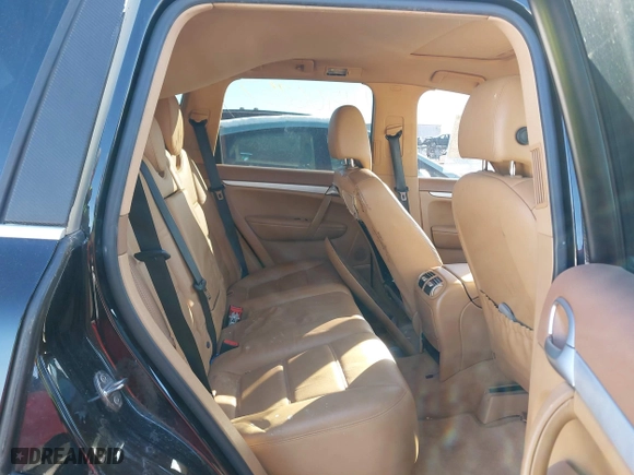 2008 Porsche Cayenne with VIN WP1AA29P28LA15721, listed as a IAAI auction lot 41406757 with 156,409 mi miles. Bid and sale history available at carsss.com. Image 8.