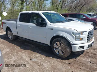 2015 Ford F-150 XLT with VIN 1FTFW1EG7FFB92544, listed as a IAAI auction lot 41998914 with Not Provided miles and . Bid and sale history available at carsss.com. Image 1.
