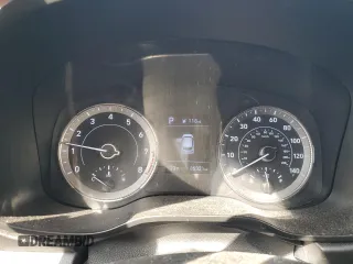 2021 Hyundai Venue SE z VIN KMHRB8A31MU089323, wystawiony jako Copart lot #49522935 z przebiegiem 85 321 mil mil oraz Szkody całkowita. Historia ofert i sprzedaży dostępna na DreamBid. Obrazek 9.