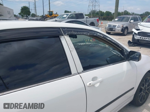 2005 Toyota Corolla CE with VIN 2T1BR32E25C347948, listed as a IAAI auction lot 42104291 with 167,699 mi miles and . Bid and sale history available at DreamBid. Image 15.