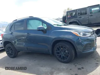 2022 Chevrolet Trax LT with VIN KL7CJPSM0NB528858, listed as a IAAI auction lot 41949198 with 48,810 mi miles and . Bid and sale history available at carsss.com. Image 13.