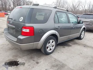 2006 Ford Freestyle SEL with VIN 1FMZK02196GA12022, listed as a IAAI auction lot 41538380 with 127,703 mi miles. Bid and sale history available at carsss.com. Image 4.