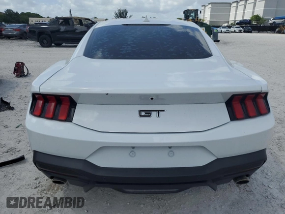 2024 Ford Mustang GT with VIN 1FA6P8CF2R5400362, listed as a Copart auction lot 64981385 with 5,475 mi miles and Clean title. Bid and sale history available at DreamBid. Image 6.