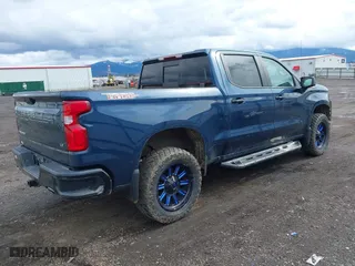 2019 Chevrolet Silverado 1500 LT Trail Boss with VIN 1GCPYFED1KZ307097, listed as a IAAI auction lot 41733438 with 62,660 mi miles. Bid and sale history available at carsss.com. Image 4.