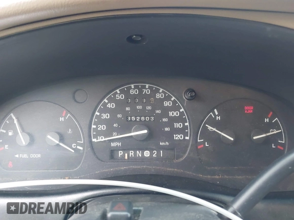 1998 Ford Ranger XL z VIN 1FTYR14U6WPA23925, wystawiony jako IAAI lot #41515201 z przebiegiem 352 603 mil mil oraz . Historia ofert i sprzedaży dostępna na DreamBid. Obrazek 7.