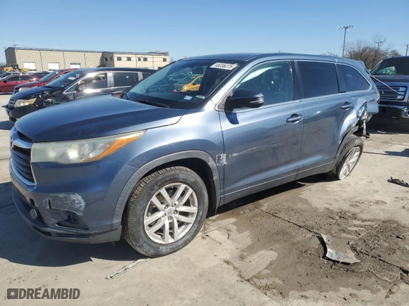 2015 Toyota Highlander LE with VIN 5TDBKRFH0FS138597, listed as a Copart auction lot 46336375 with 133,869 mi miles and Salvage Title. Bid and sale history available at carsss.com. Image 1.
