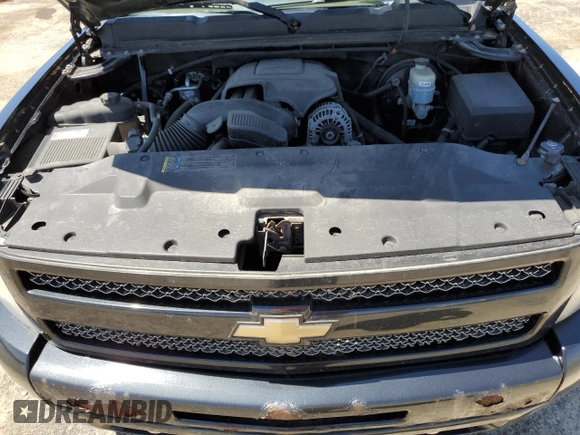 2010 Chevrolet Silverado 1500 LT with VIN 3GCRKSE32AG166081, listed as a Copart auction lot 56357465 with 198,797 mi miles and Clean Title. Bid and sale history available at DreamBid. Image 11.