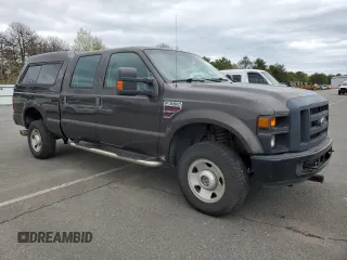 2008 Ford F-350 XL z VIN 1FTWW31R28EB32778, wystawiony jako Copart lot #56177495 z przebiegiem 136 167 mil mil oraz Czysty tytuł • Clean title. Historia ofert i sprzedaży dostępna na DreamBid. Obrazek 4.