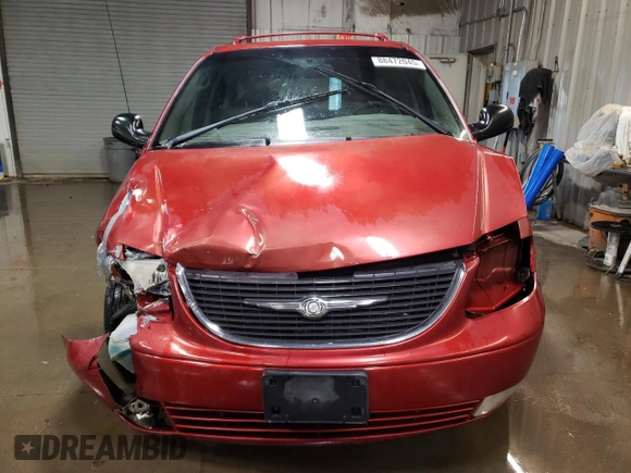 2002 Chrysler Town & Country Limited with VIN 2C8GP64L92R666654, listed as a Copart auction lot 88472045 with 315,139 mi miles and Salvage Title. Bid and sale history available at carsss.com. Image 5.