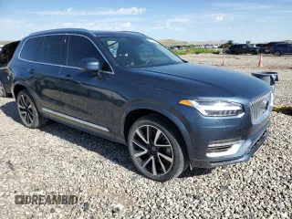 2021 Volvo XC90 Inscription Expression with VIN YV4BR00K8M1733412, listed as a Copart auction lot 53778423 with 32,363 mi miles. Bid and sale history available at carsss.com. Image 4.