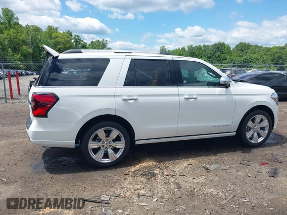 2024 Ford Expedition Platinum с VIN 1FMJU1M87REA86904, выставлен на аукционе IAAI как лот 42335782 с пробегом 6 411 миль миль и . История ставок и продаж доступна на DreamBid. Изображение 13.