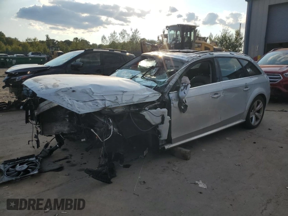 2014 Audi allroad Premium Plus with VIN WA1UFAFL5EA104132, listed as a Copart auction lot 70884744 with 0 mi miles and Salvage Title. Bid and sale history available at carsss.com. Image 1.