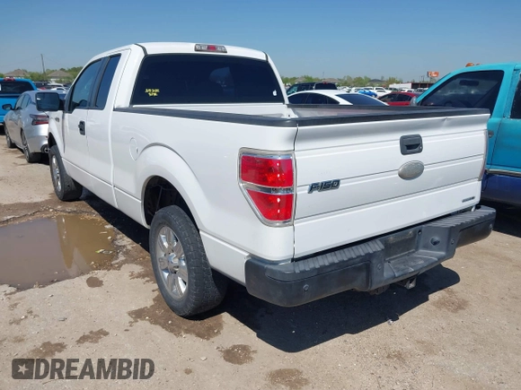 2011 Ford F-150 XL with VIN 1FTEX1CM3BFC31724, listed as a IAAI auction lot 41874831 with 235,430 mi miles. Bid and sale history available at carsss.com. Image 3.