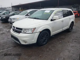 2015 Dodge Journey SXT with VIN 3C4PDCBG7FT743717, listed as a IAAI auction lot 41450052 with 186,581 mi miles. Bid and sale history available at carsss.com. Image 16.