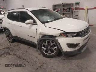2019 Jeep Compass Limited with VIN 3C4NJCCB1KT662905, listed as a IAAI auction lot 41572268 with 105,377 mi miles. Bid and sale history available at carsss.com. Image 1.