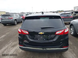 2020 Chevrolet Equinox LT with VIN 2GNAXJEV8L6189431, listed as a IAAI auction lot 40812413 with 67,466 mi miles. Bid and sale history available at carsss.com. Image 17.