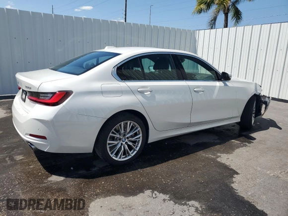 2024 BMW 3 Series 330i xDrive with VIN 3MW89FF03R8E49109, listed as a Copart auction lot 53101335 with 22,513 mi miles and Clean Title. Bid and sale history available at carsss.com. Image 3.