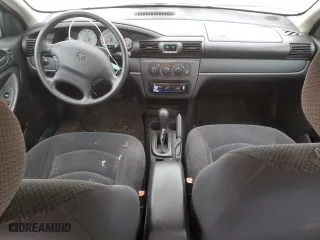 2004 Dodge Stratus SXT with VIN 1B3EL46XX4N212066, listed as a Copart auction lot 84729654 with 204,471 mi miles and Clean Title. Bid and sale history available at carsss.com. Image 8.