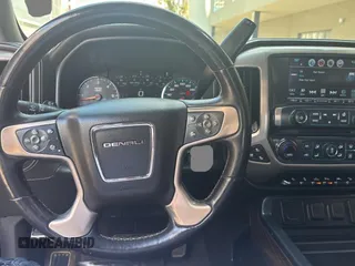 2017 GMC Sierra 1500 Denali with VIN 3GTU2PEJ8HG276956, listed as a Copart auction lot 55885675 with 173,455 mi miles and Clean Title. Bid and sale history available at DreamBid. Image 9.