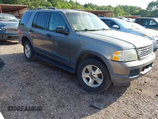 2003 Ford Explorer XLT z VIN 1FMZU63K83ZA92143, wystawiony jako IAAI lot #42437278 z przebiegiem 286 800 mil mil oraz . Historia ofert i sprzedaży dostępna na DreamBid. Obrazek 1.