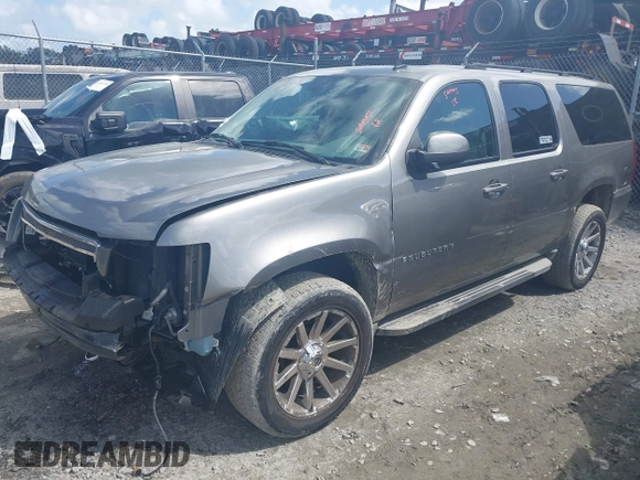 2007 Chevrolet Suburban LTZ with VIN 3GNFK16347G133031, listed as a IAAI auction lot 41955039 with 342,366 mi miles and . Bid and sale history available at DreamBid. Image 18.
