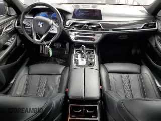 2018 BMW 7 Series 750i with VIN WBA7F0C58JGM23743, listed as a Copart auction lot 63465144 with 44,580 mi miles and Salvage Title. Bid and sale history available at carsss.com. Image 8.
