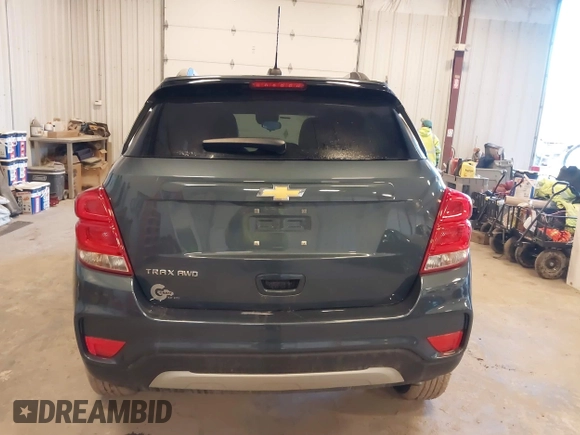 2022 Chevrolet Trax LT with VIN KL7CJPSM5NB561161, listed as a IAAI auction lot 41735792 with 12,136 mi miles. Bid and sale history available at carsss.com. Image 16.