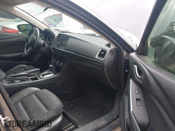 2014 Mazda 6 i Sport with VIN JM1GJ1U66E1129233, listed as a IAAI auction lot 42045330 with 195,071 mi miles and . Bid and sale history available at carsss.com. Image 5.