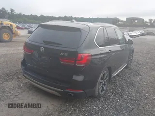 2017 BMW X5 xDrive35i z VIN 5UXKR0C58H0U55596, wystawiony jako IAAI lot #40291461 z przebiegiem 97 720 mil mil oraz . Historia ofert i sprzedaży dostępna na DreamBid. Obrazek 4.