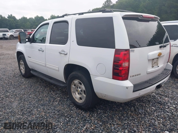 2012 Chevrolet Tahoe LT z VIN 1GNSCBE09CR131245, wystawiony jako IAAI lot #42350118 z przebiegiem 188 565 mil mil oraz . Historia ofert i sprzedaży dostępna na DreamBid. Obrazek 3.