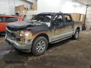 2022 Ford F-150 XL z VIN 1FTFW1E8XNKE12516, wystawiony jako Copart lot #46498925 z przebiegiem Nie podano mil oraz Szkoda całkowita • Salvage title. Historia ofert i sprzedaży dostępna na DreamBid. Obrazek 1.