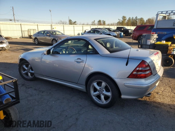2004 Mercedes-Benz SLK-Class with VIN WDBKK65F44F307921, listed as a Copart auction lot 80109254 with 53,941 mi miles and Salvage Title. Bid and sale history available at carsss.com. Image 2.