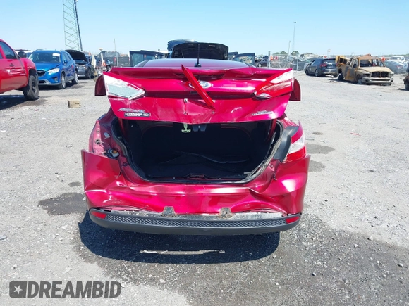 2014 Ford Focus SE with VIN 1FADP3F22EL171416, listed as a IAAI auction lot 41982150 with 130,782 mi miles. Bid and sale history available at carsss.com. Image 16.
