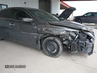 2018 Nissan Altima 2.5 S with VIN 1N4AL3AP7JC479452, listed as a IAAI auction lot 41911282 with 75,844 mi miles. Bid and sale history available at carsss.com. Image 6.