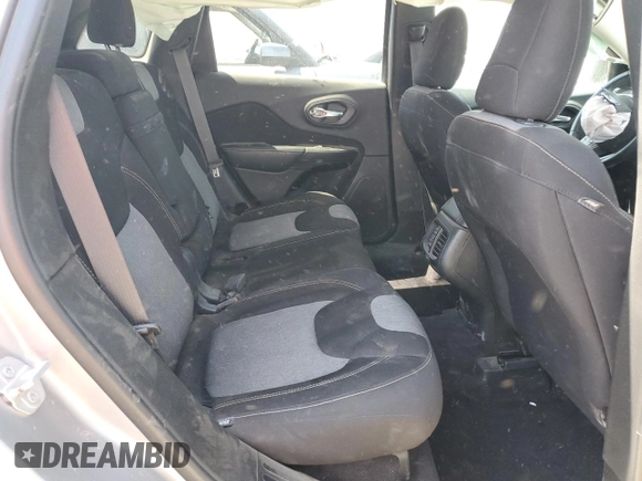 2017 Jeep Cherokee Sport z VIN 1C4PJLAB4HW559931, wystawiony jako Copart lot #58856295 z przebiegiem 86 292 mil mil oraz Szkoda całkowita • Salvage title. Historia ofert i sprzedaży dostępna na DreamBid. Obrazek 11.