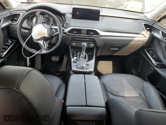 2022 Mazda CX-9 Touring z VIN JM3TCBCY6N0618360, wystawiony jako Copart lot #58356635 z przebiegiem 36 606 mil mil oraz Szkoda całkowita • Salvage title. Historia ofert i sprzedaży dostępna na DreamBid. Obrazek 8.