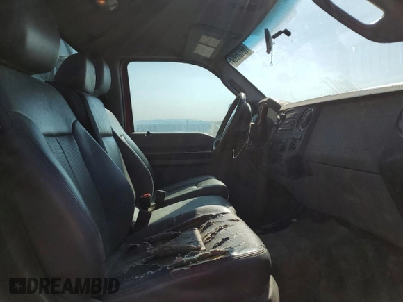2015 Ford F-350 XL with VIN 1FTRF3B65FEA48534, listed as a Copart auction lot 68135964 with 204,110 mi miles and Salvage title. Bid and sale history available at DreamBid. Image 10.