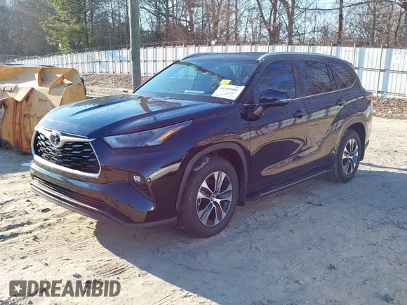 2024 Toyota Highlander LE with VIN 5TDKDRAH6RS051518, listed as a IAAI auction lot 41393093 with 23,305 mi miles and . Bid and sale history available at DreamBid. Image 21.