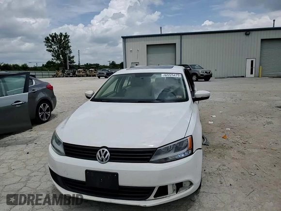 2012 Volkswagen Jetta SE with VIN 3VWDP7AJ3CM328539, listed as a Copart auction lot 62225475 with 145,159 mi miles and Salvage title. Bid and sale history available at DreamBid. Image 13.