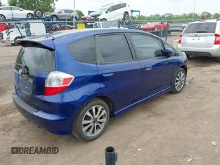 2012 Honda Fit Sport с VIN JHMGE8H55CC041577, выставлен на аукционе IAAI как лот 42274756 с пробегом 114 895 миль миль и . История ставок и продаж доступна на DreamBid. Изображение 4.